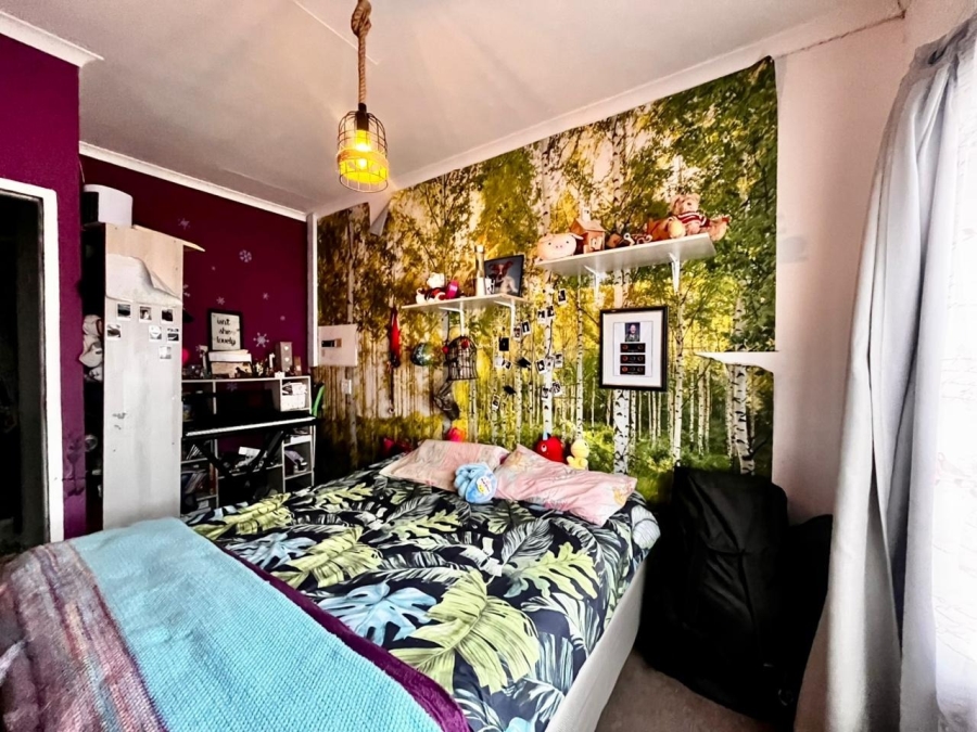 5 Bedroom Property for Sale in Waterval East North West